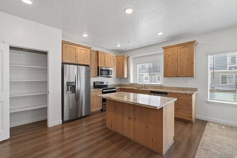 Tiny photo for 4216 W GUNLOCK PARK CT #433, Riverton, UT 84096 (MLS # 2148746)