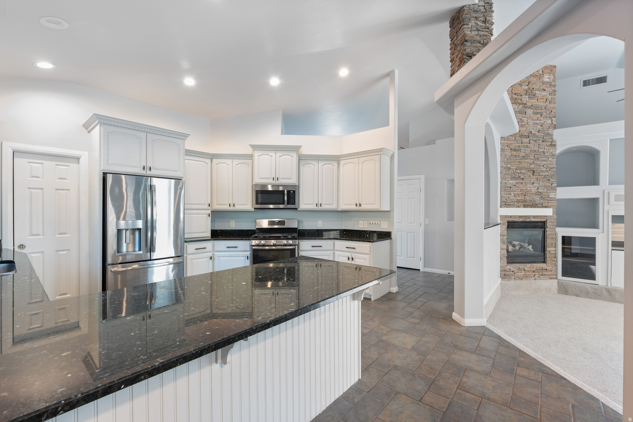 SILVERSTONE AT GREEN SPRINGS - Residential