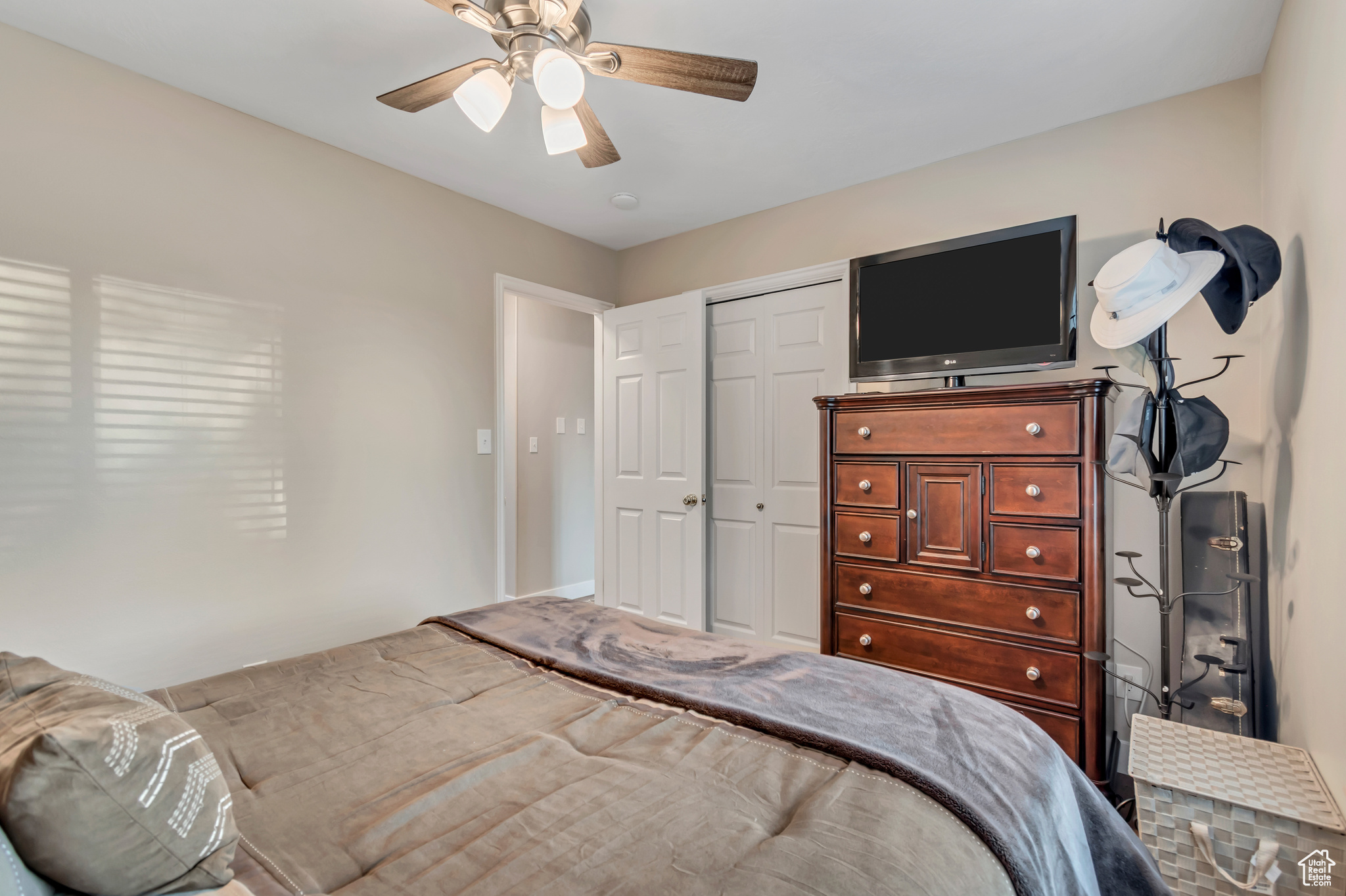 SOUTHGATE PARK - Residential