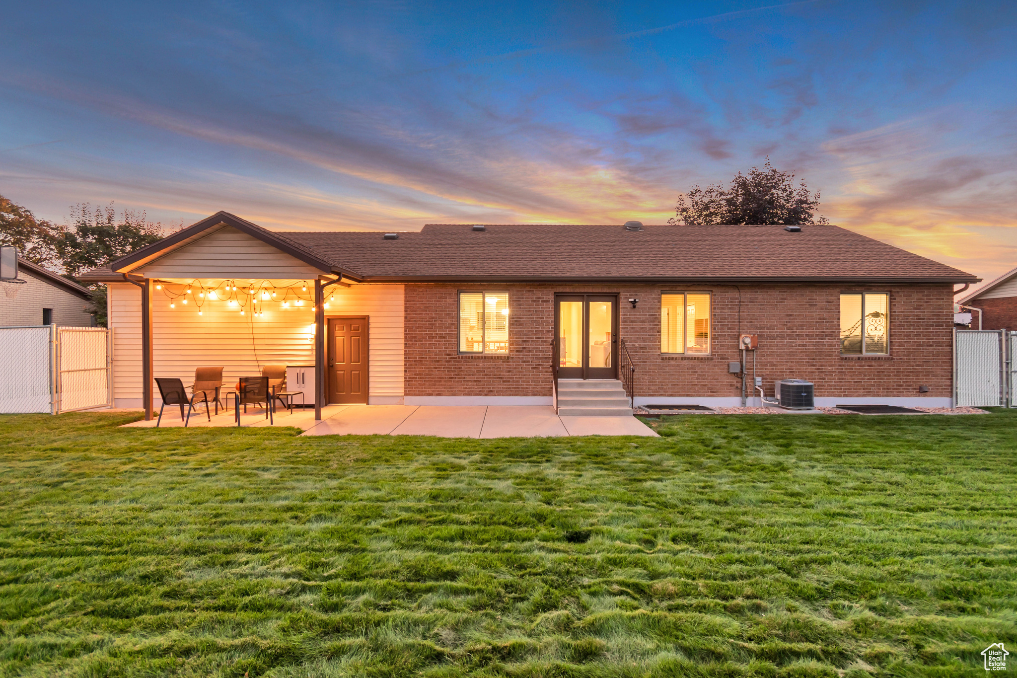SOUTHGATE PARK - Residential