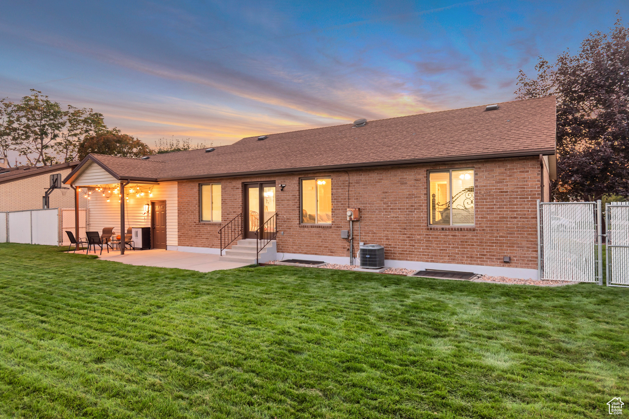 SOUTHGATE PARK - Residential