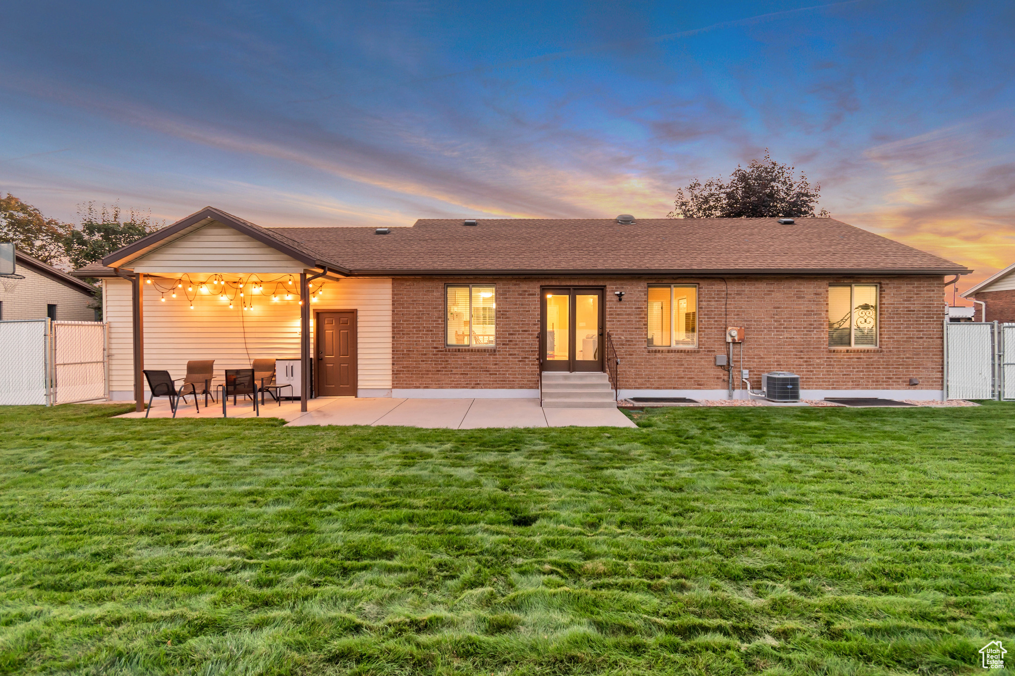SOUTHGATE PARK - Residential