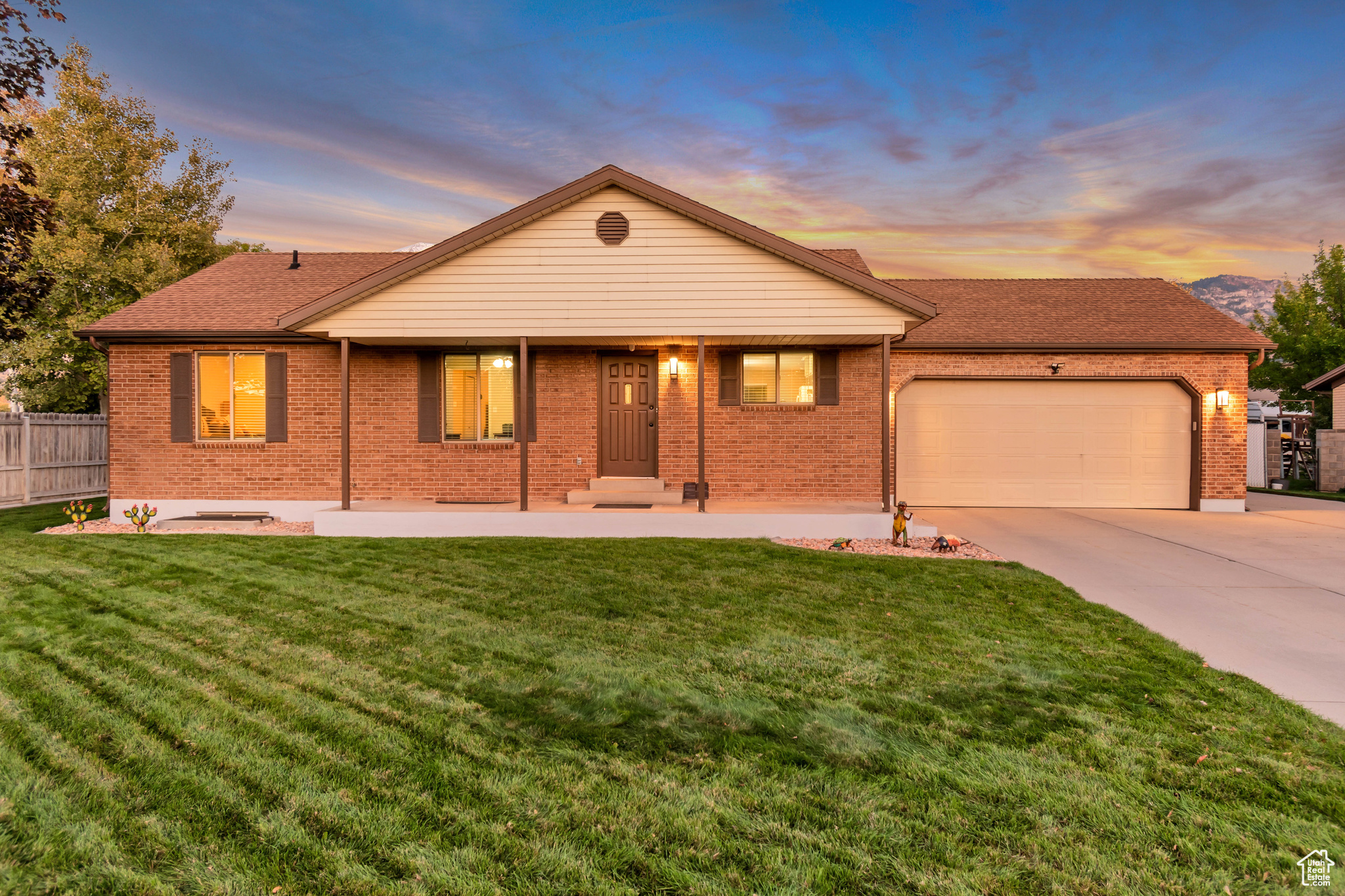 SOUTHGATE PARK - Residential