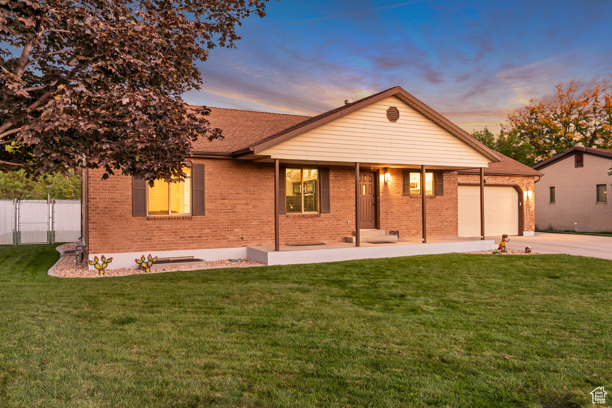 SOUTHGATE PARK - Residential