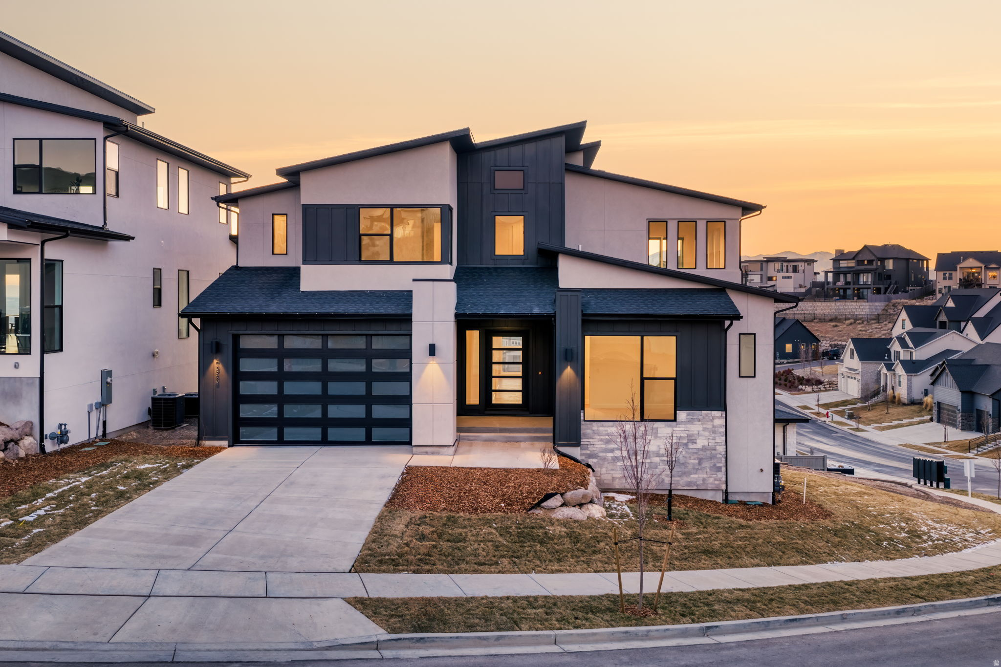 LAKEVIEW ESTATES - Residential