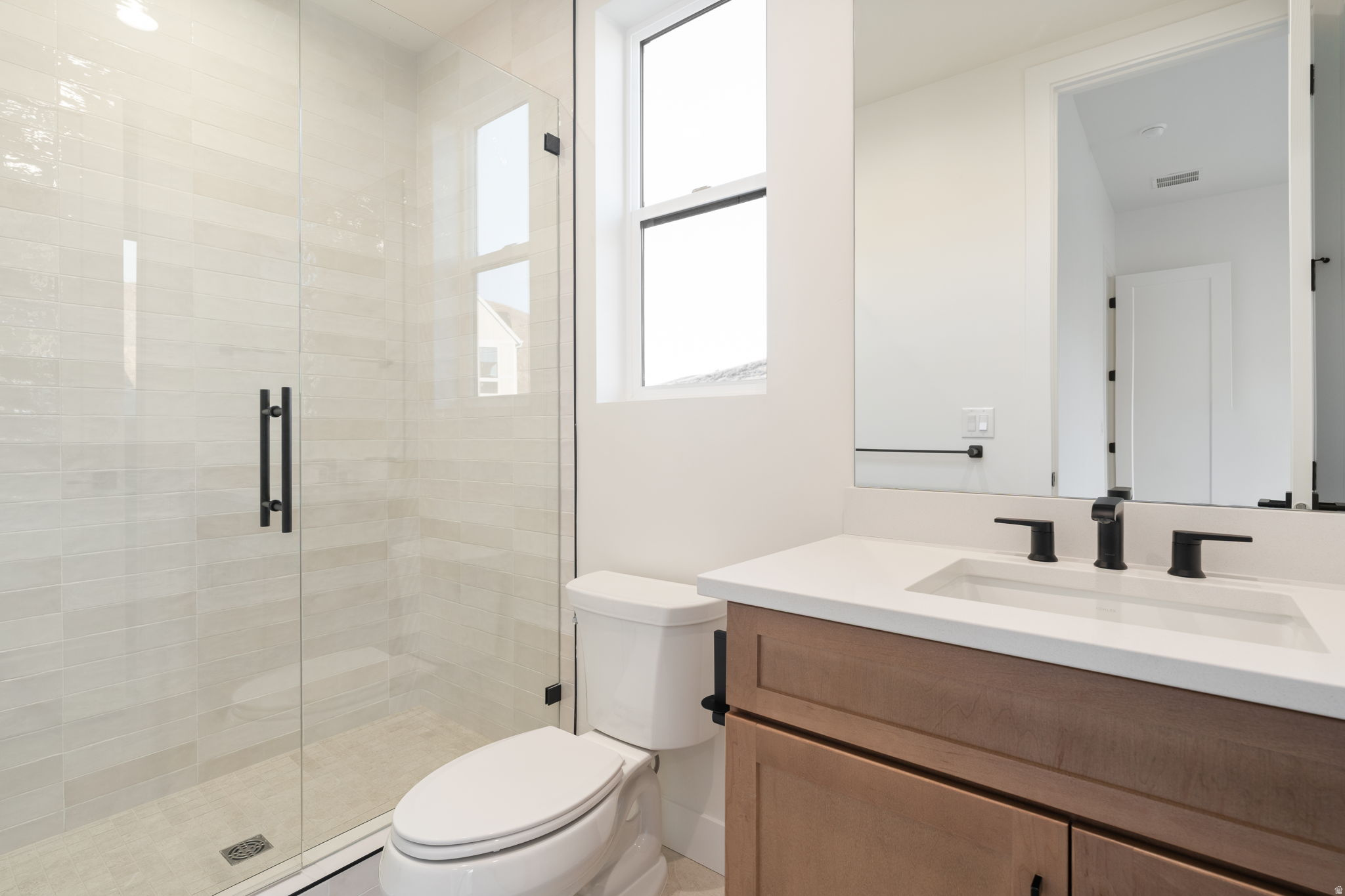 LAKEVIEW ESTATES - Residential