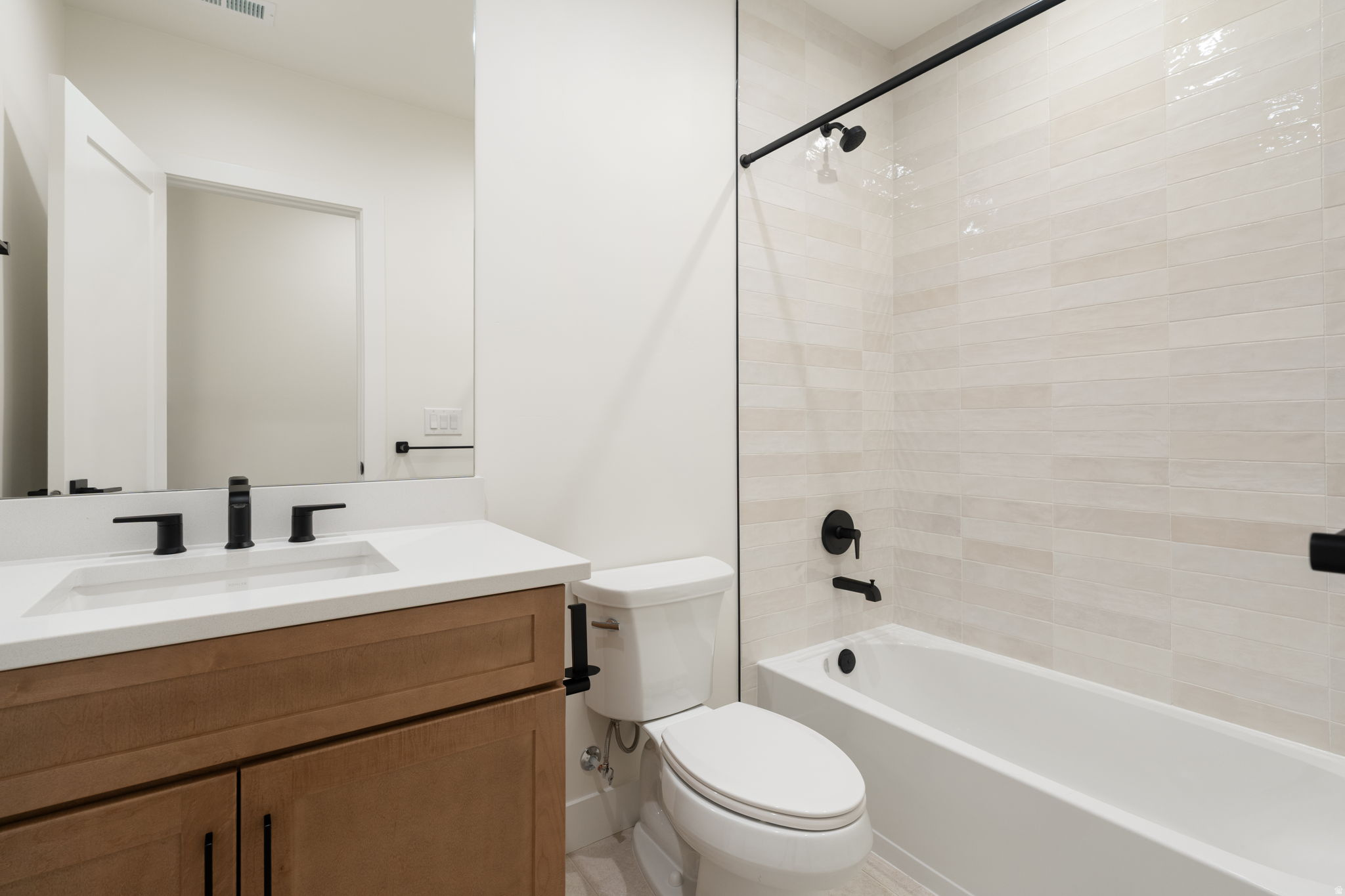 LAKEVIEW ESTATES - Residential