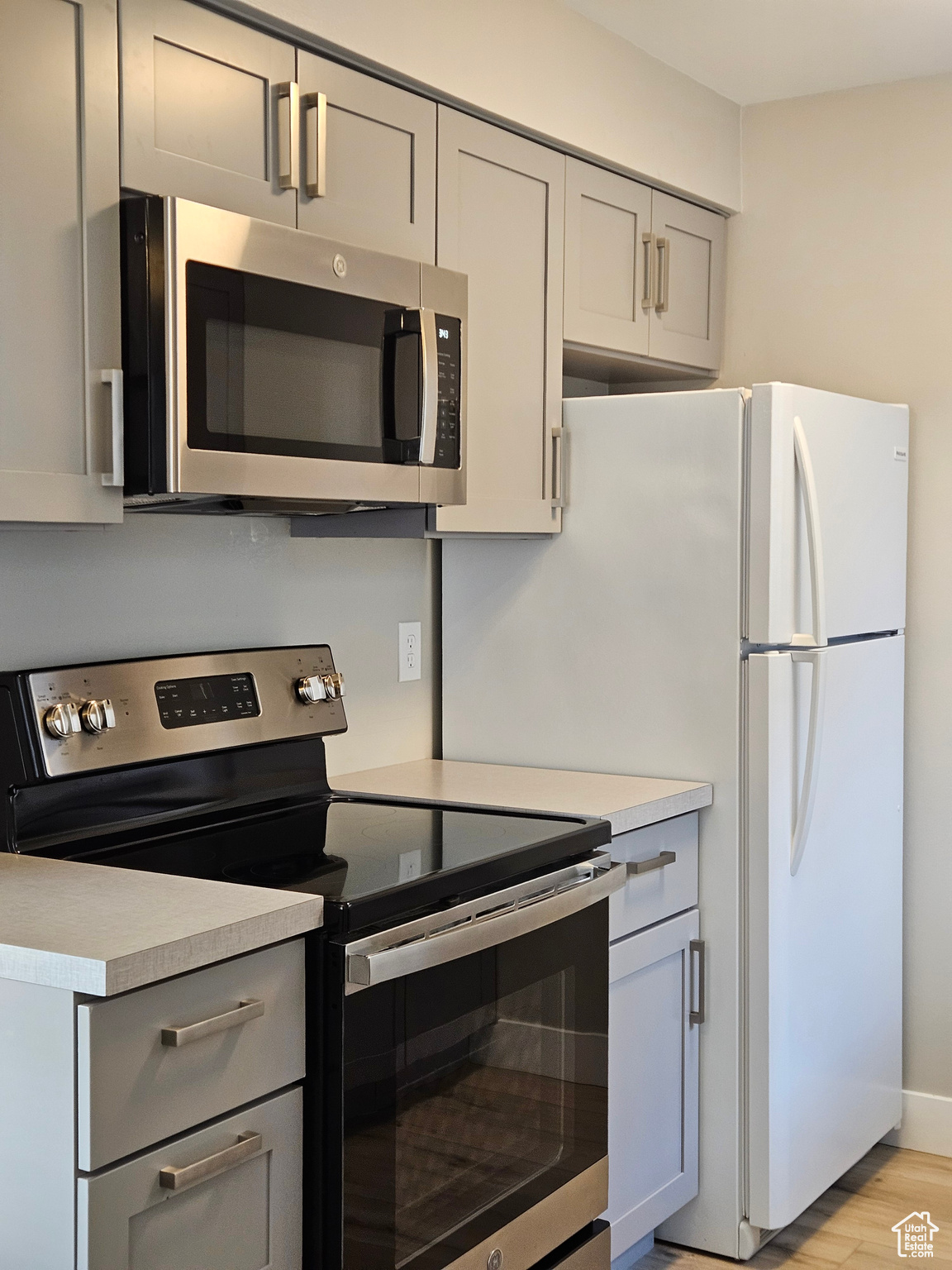 EDGEWOOD ADD LOTS 13,14,15 - Residential Income