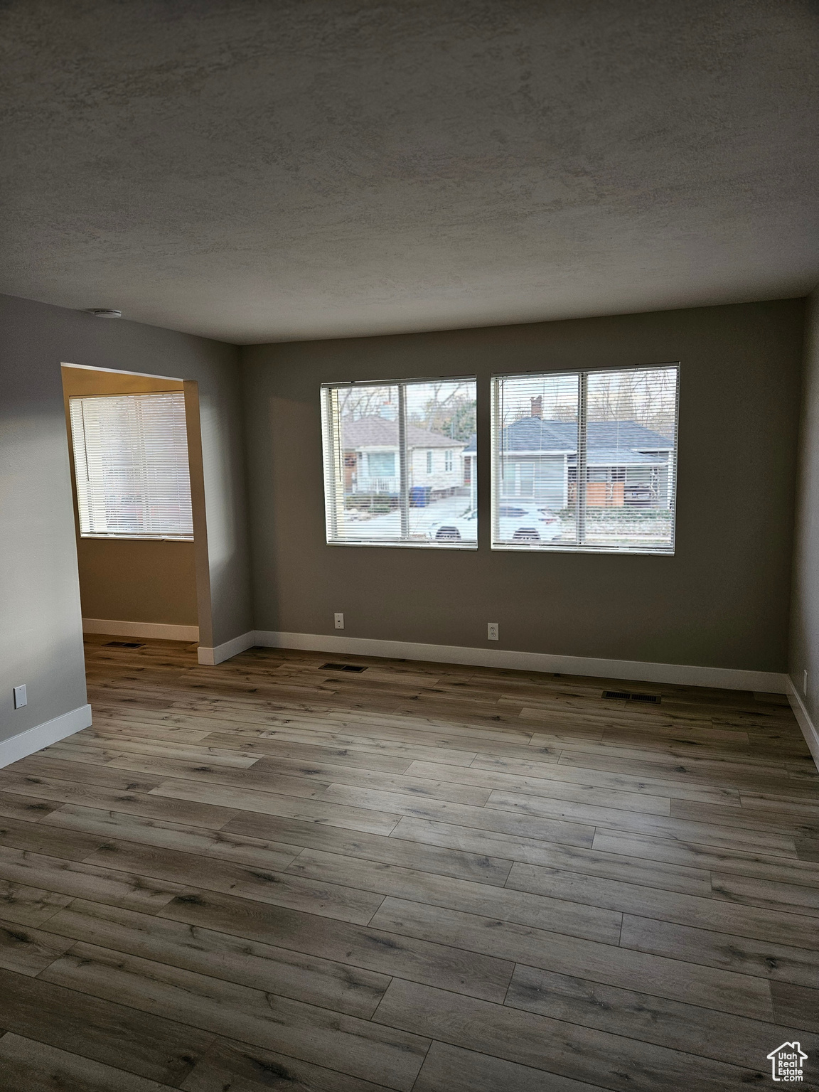 EDGEWOOD ADD LOTS 13,14,15 - Residential Income