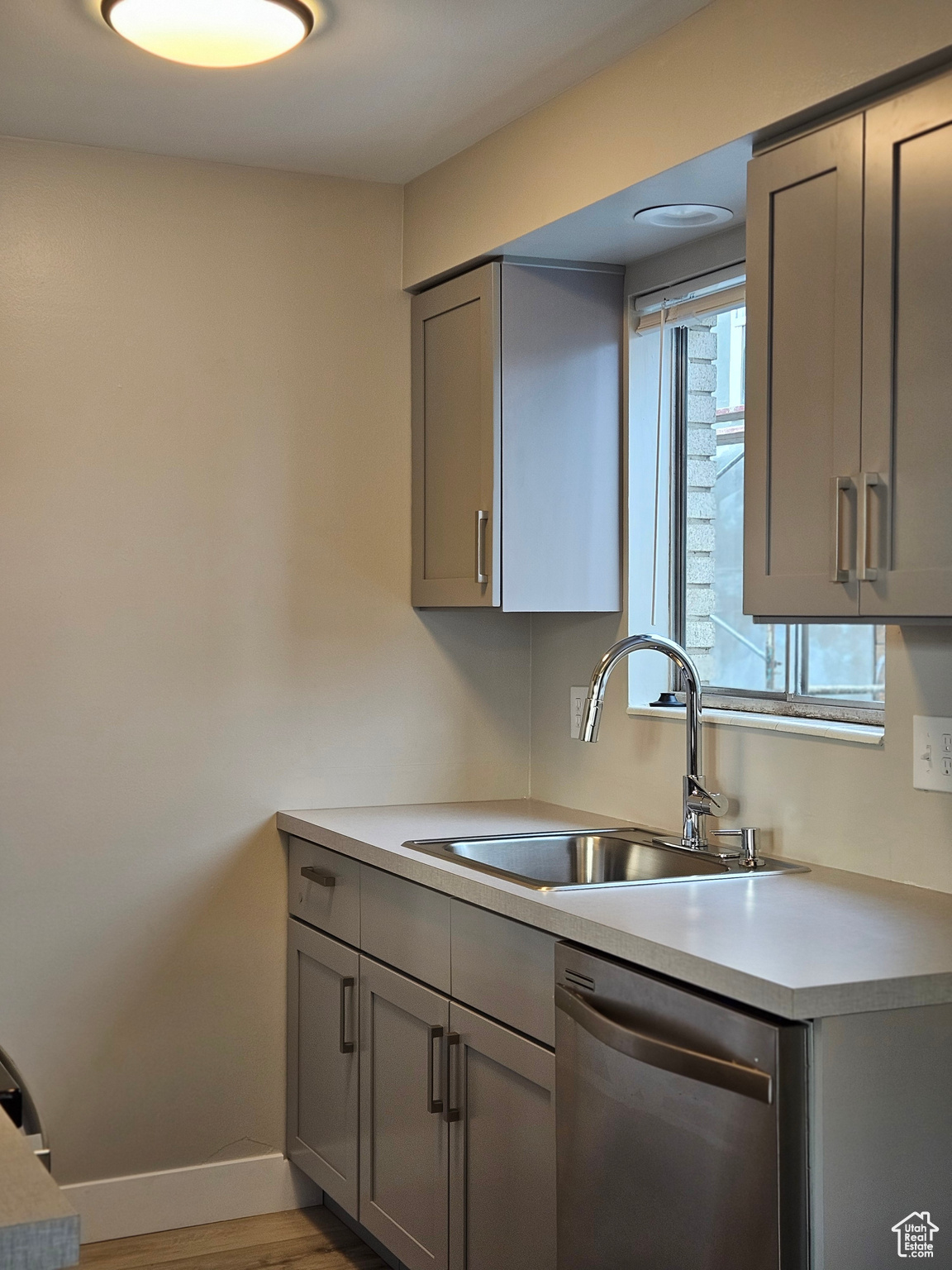 EDGEWOOD ADD LOTS 13,14,15 - Residential Income