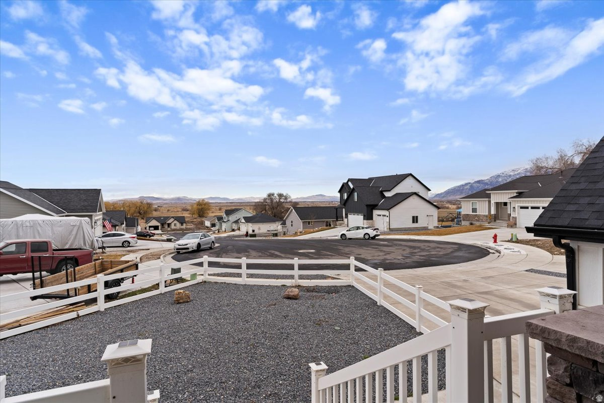 DAVIS CREEK ESTATES - Residential