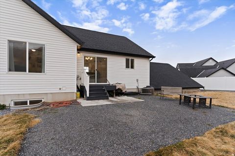 Tiny photo for 639 W 2150 S, Perry, UT 84302 (MLS # 2145360)