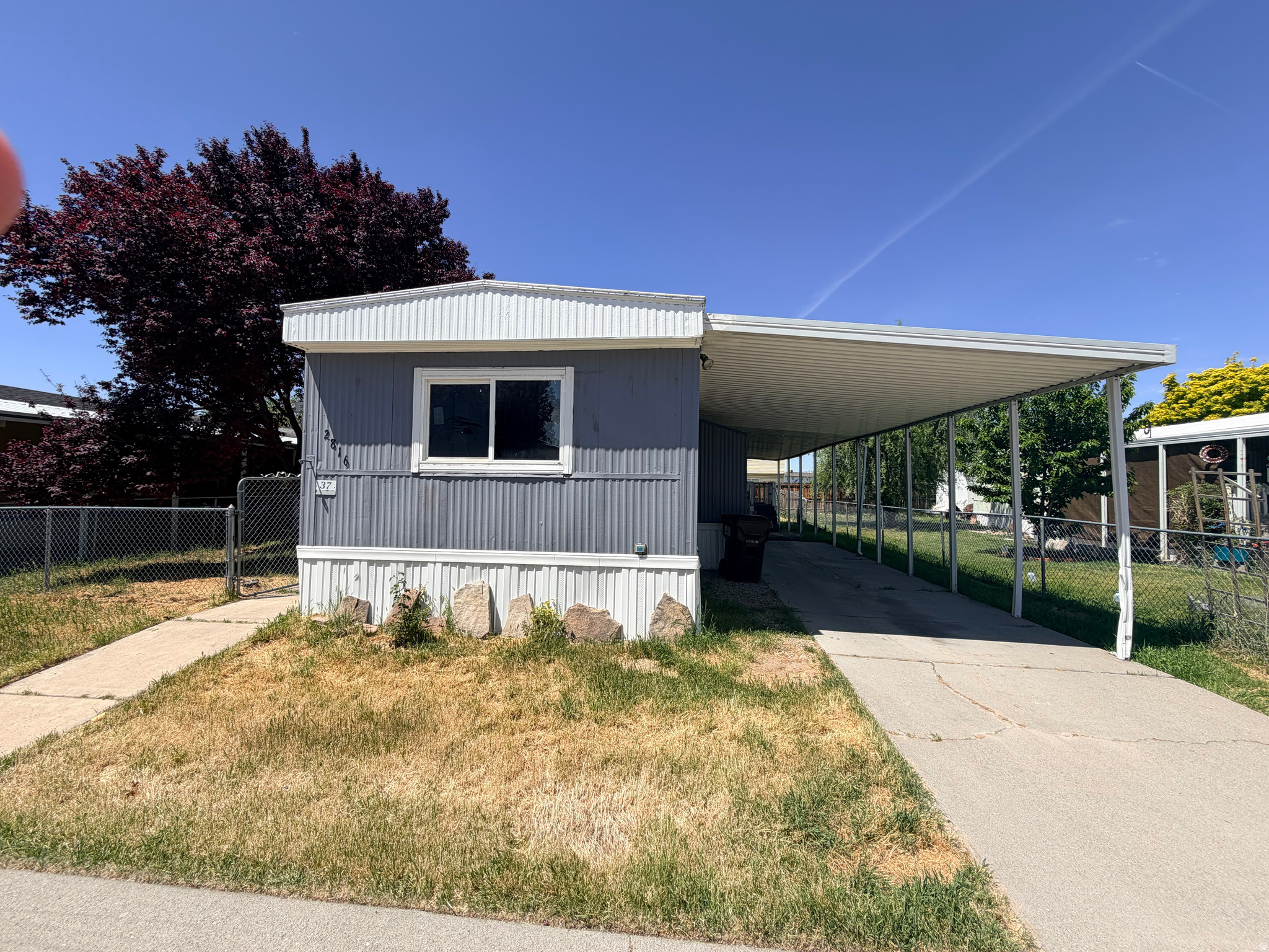 WINDSOR EST - Residential