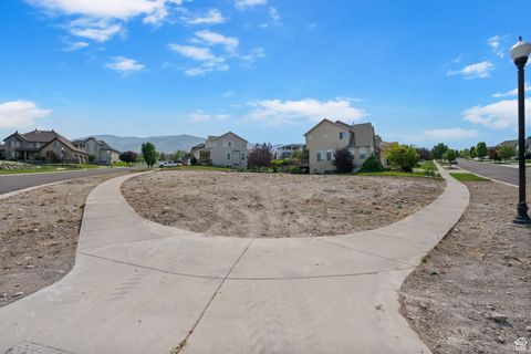Tiny photo for 127 W HONEYSUCKLE DR #221, Saratoga Springs, UT 84045 (MLS # 2102243)