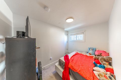 Tiny photo for 908 S 550 E, Clearfield, UT 84015 (MLS # 2131379)