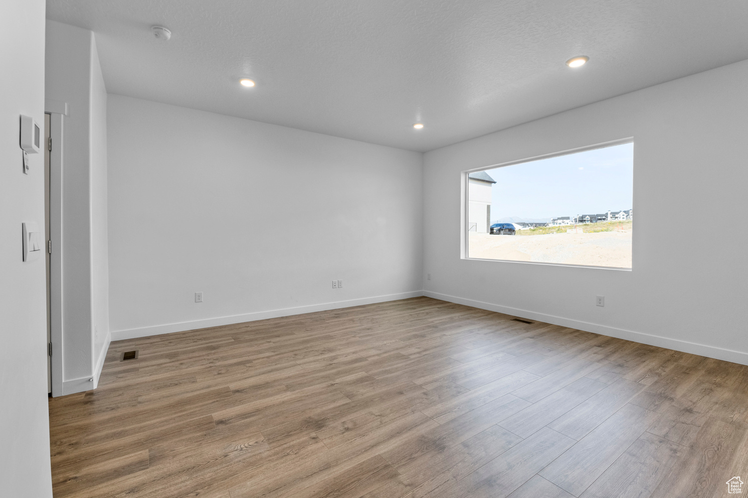 INVERNESS BY D.R. HORTON - Residential