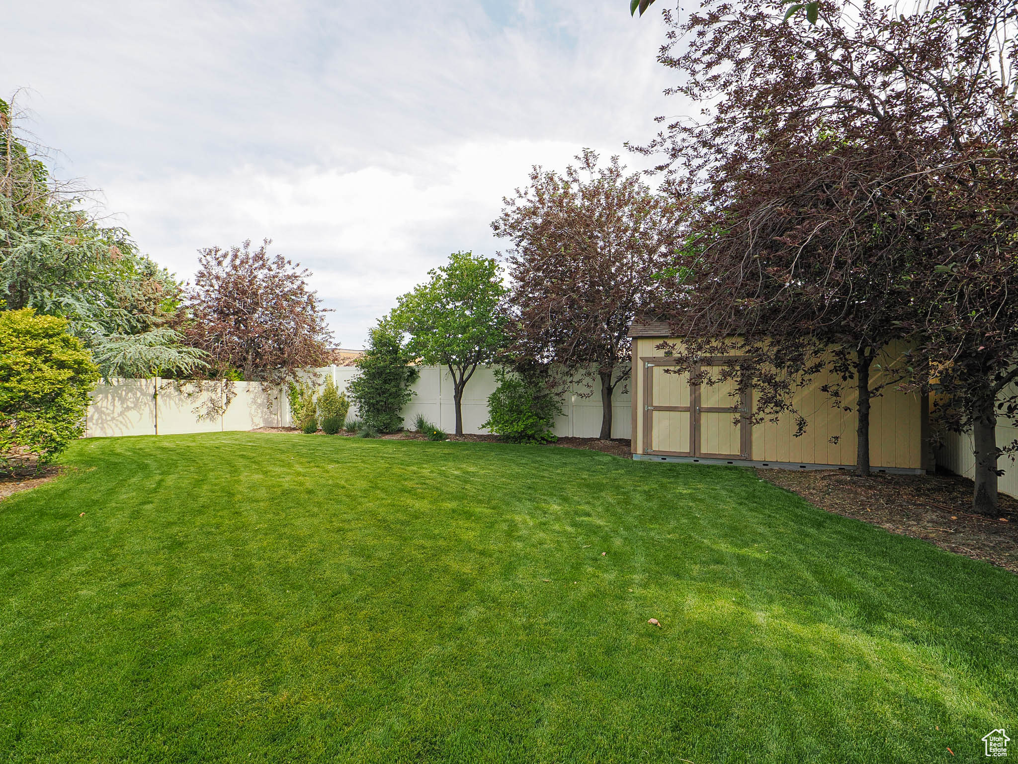 CASTLEWOOD - Residential