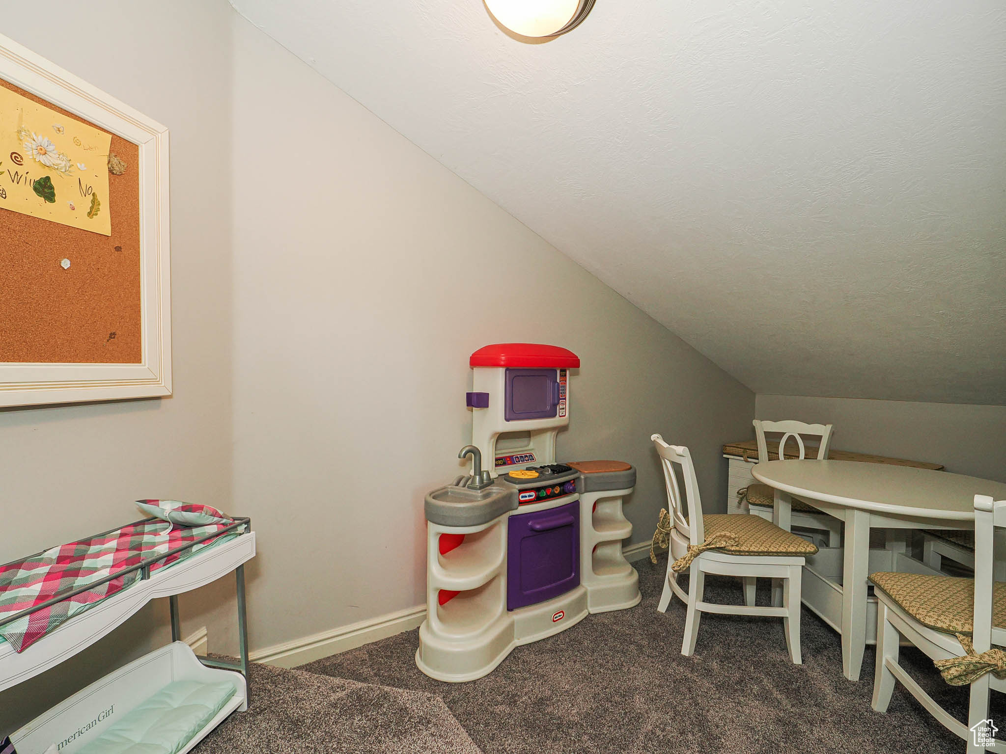 CASTLEWOOD - Residential