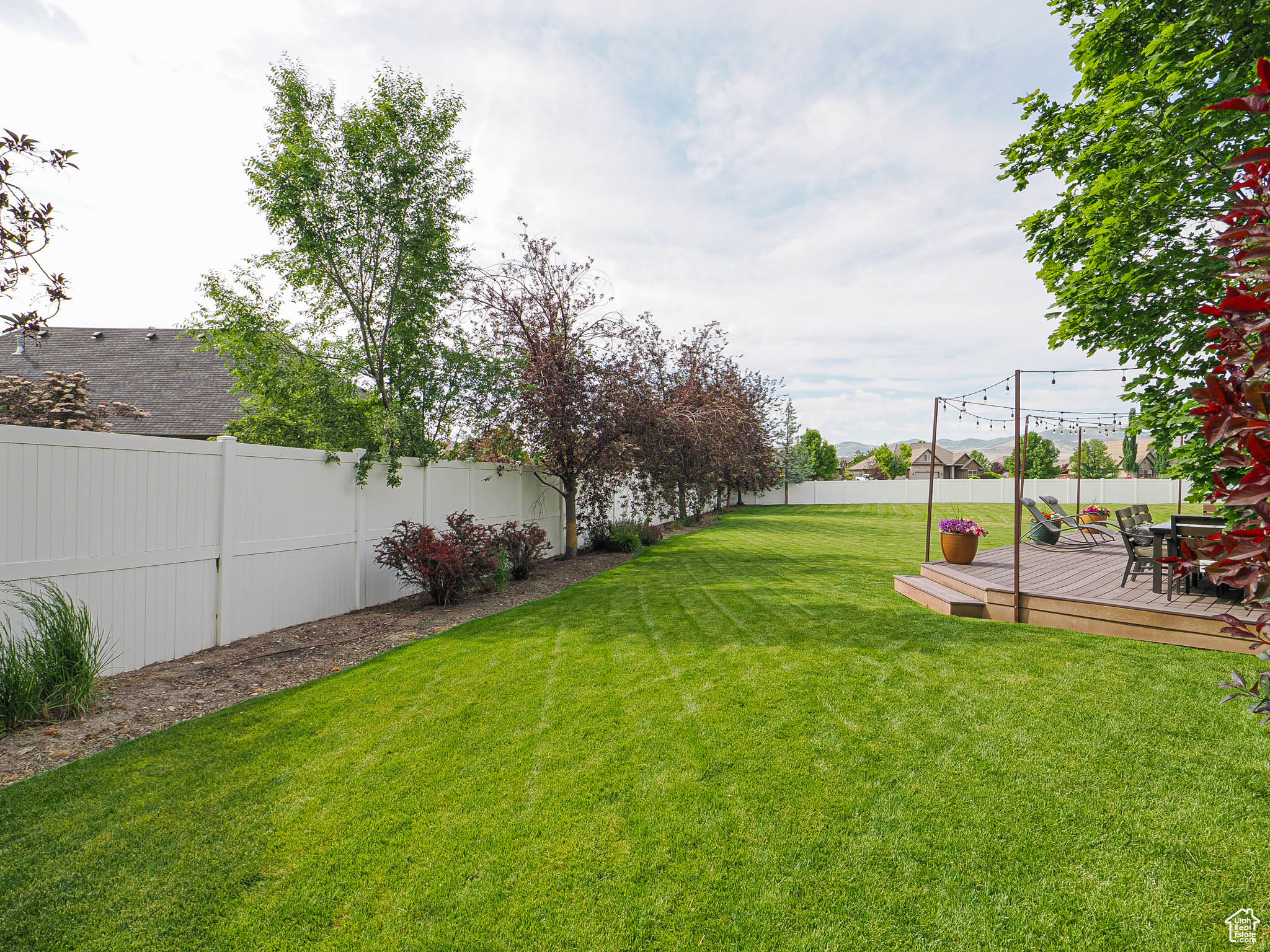 CASTLEWOOD - Residential