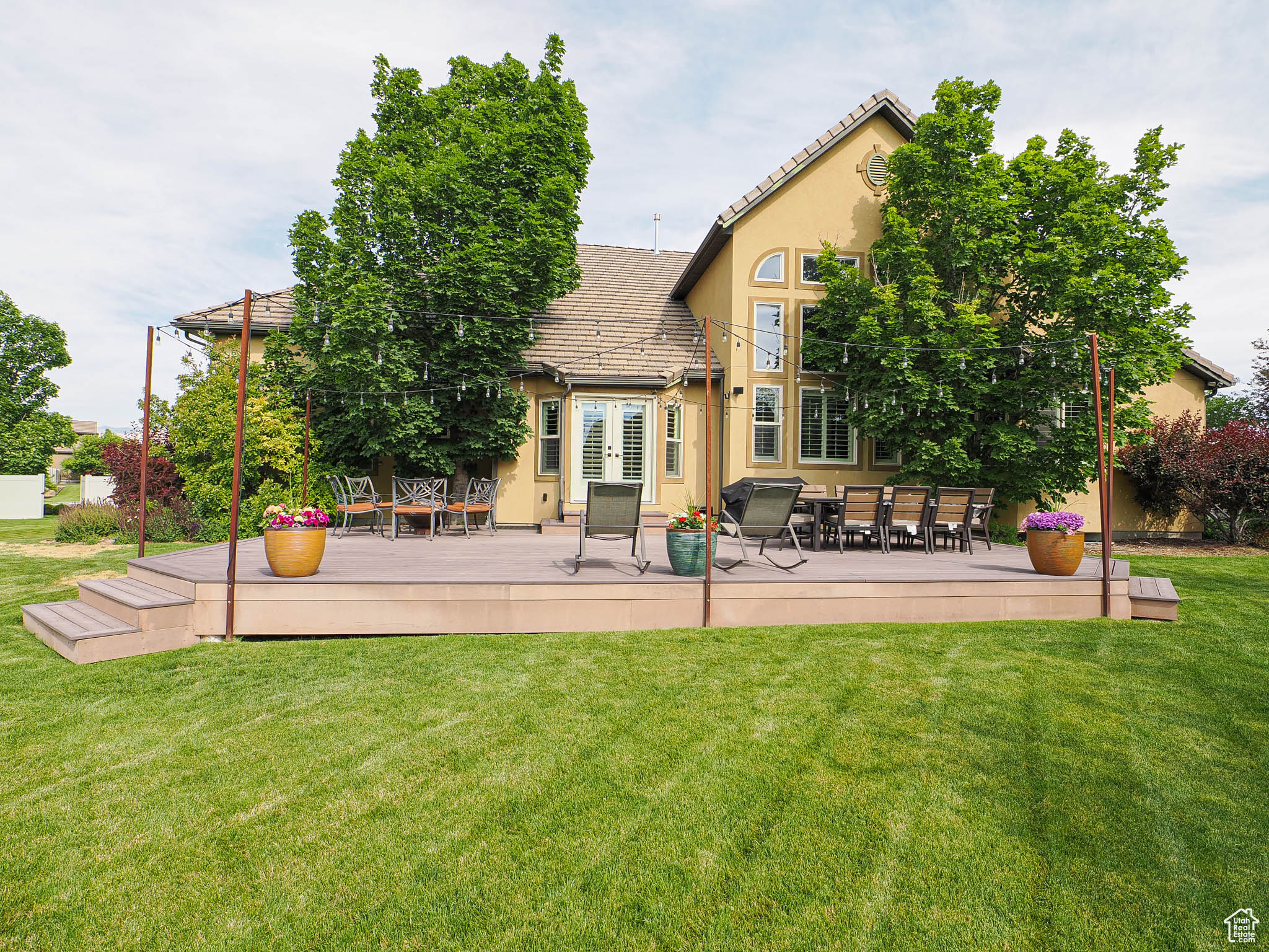 CASTLEWOOD - Residential