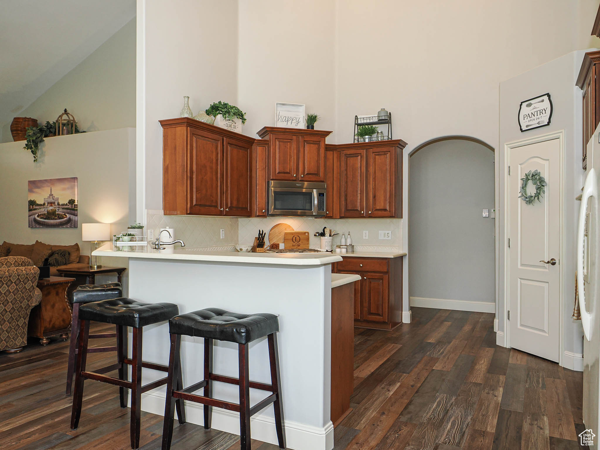 CASTLEWOOD - Residential