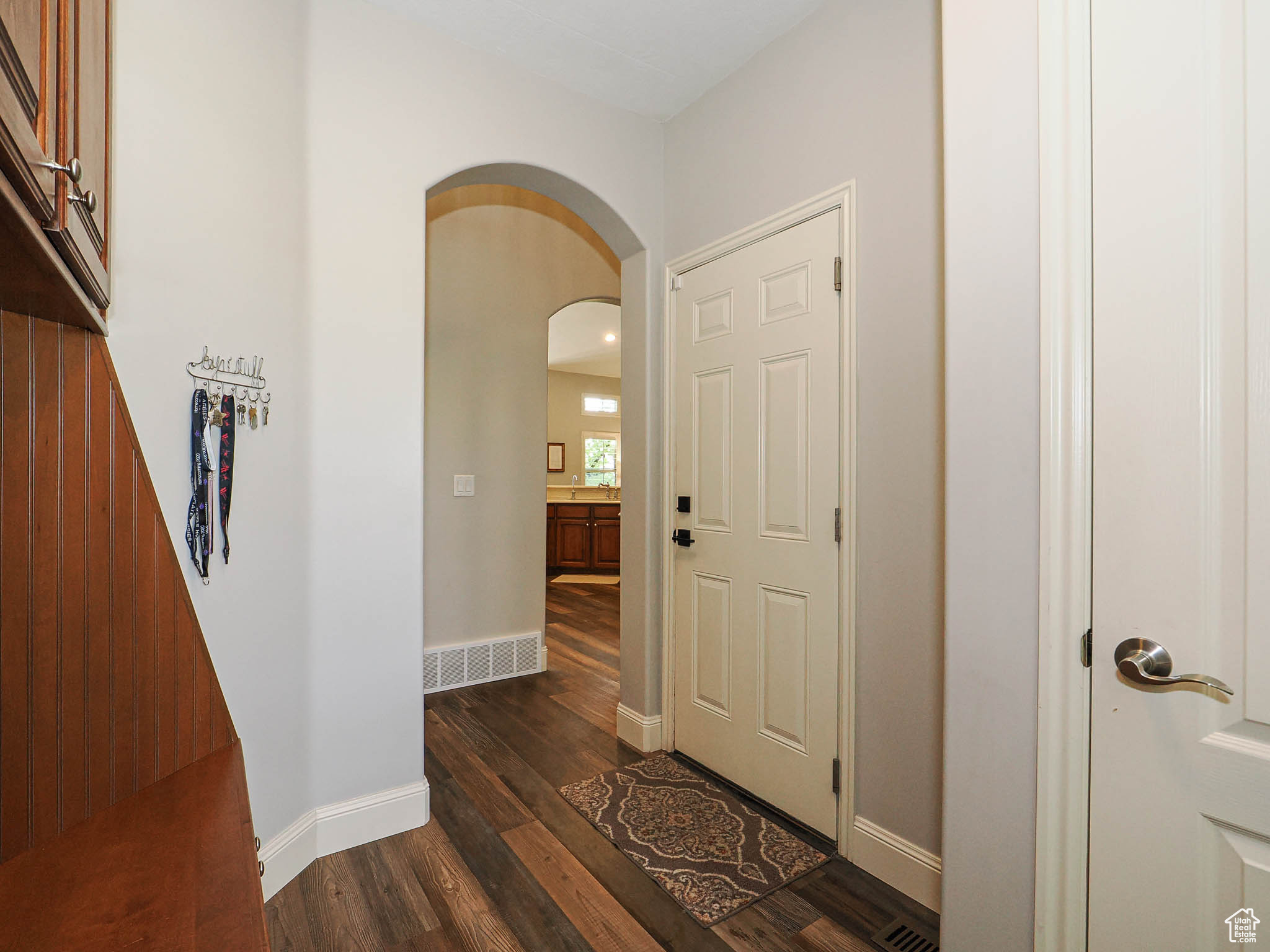 CASTLEWOOD - Residential