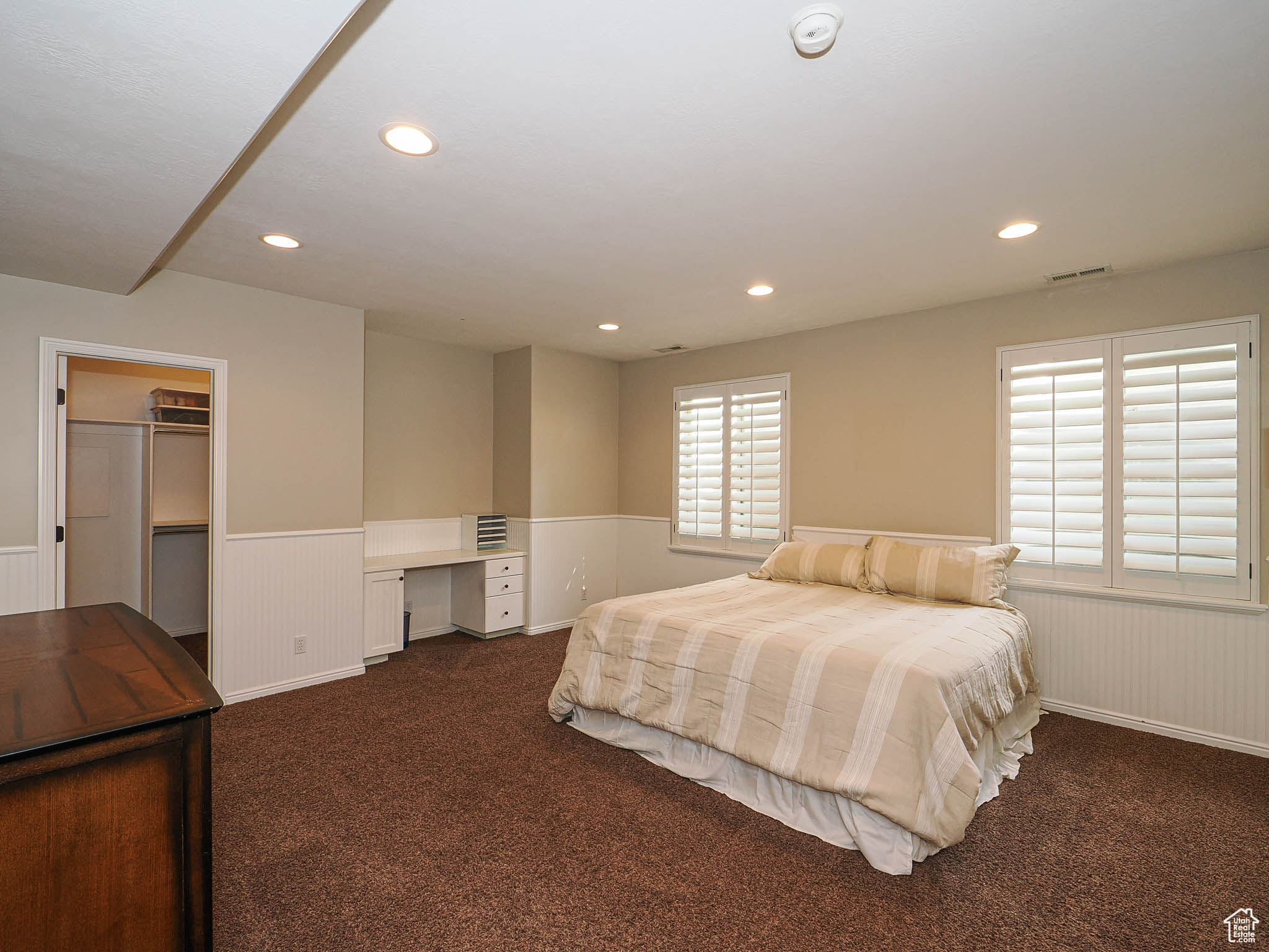 CASTLEWOOD - Residential