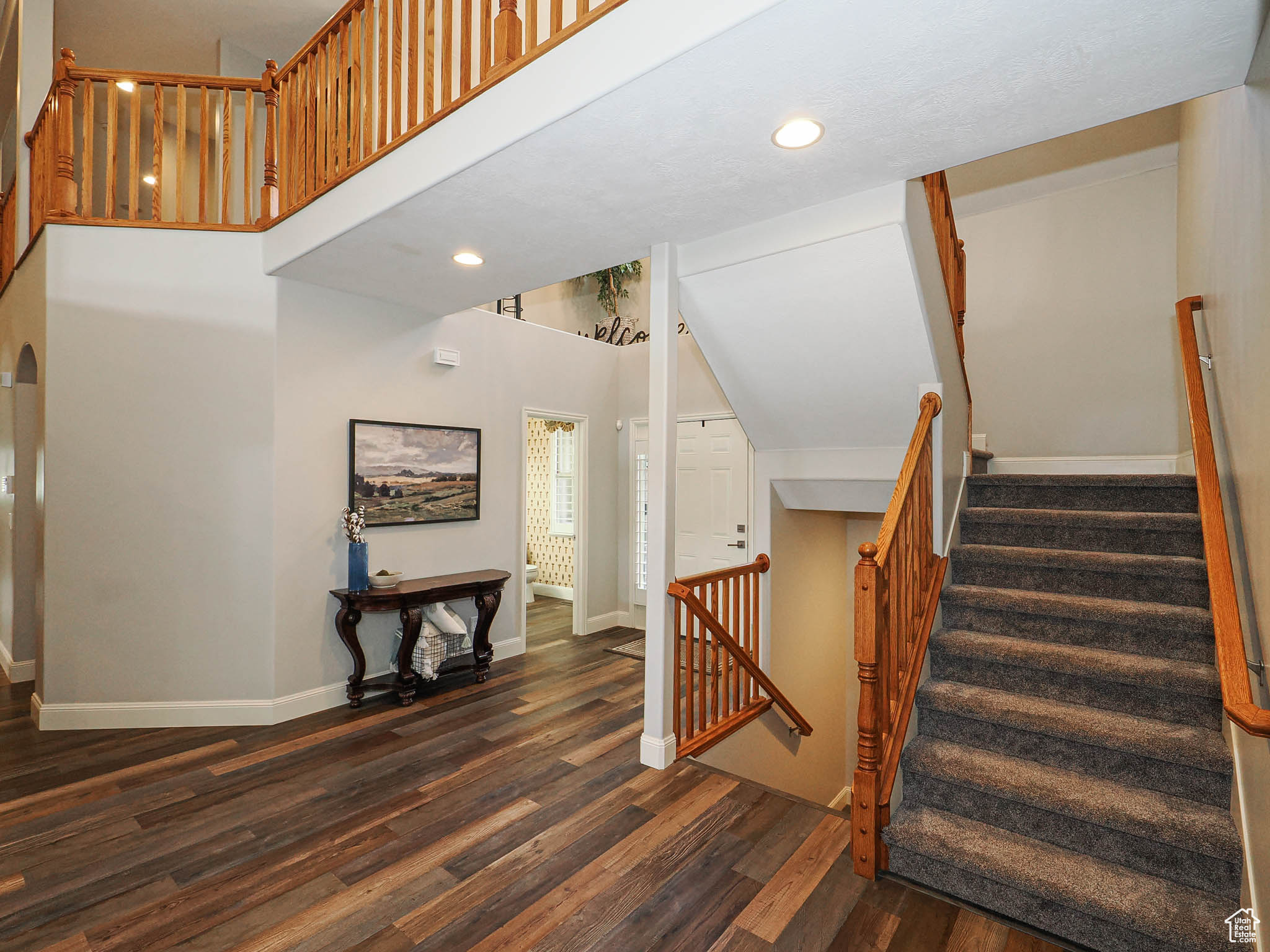 CASTLEWOOD - Residential