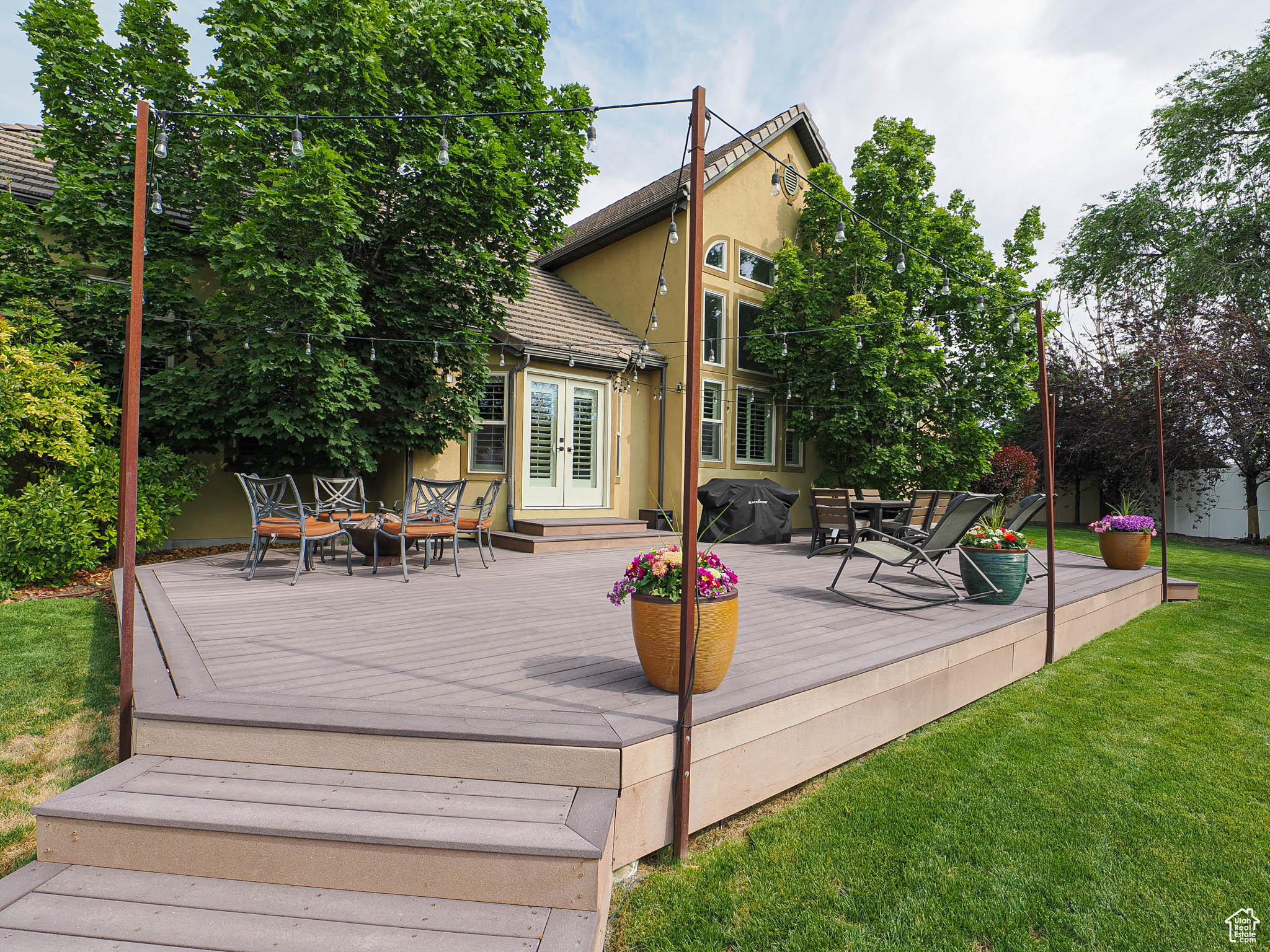 CASTLEWOOD - Residential