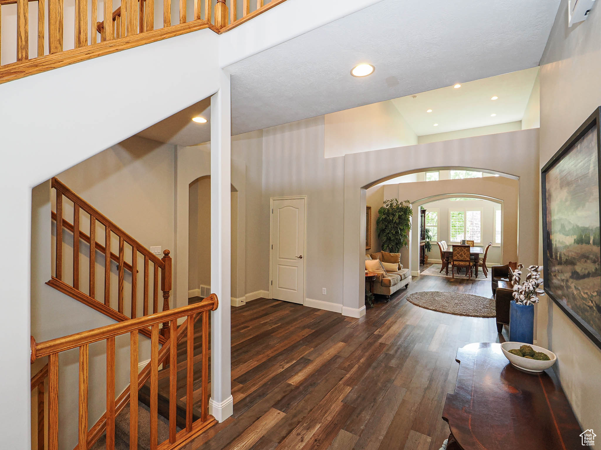 CASTLEWOOD - Residential