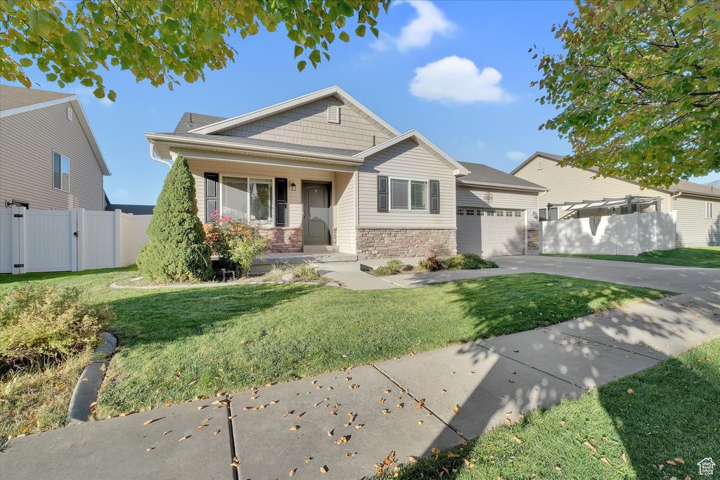 Photo of 1347 W 1925 S, Logan, UT 84321 (MLS # 2118944)