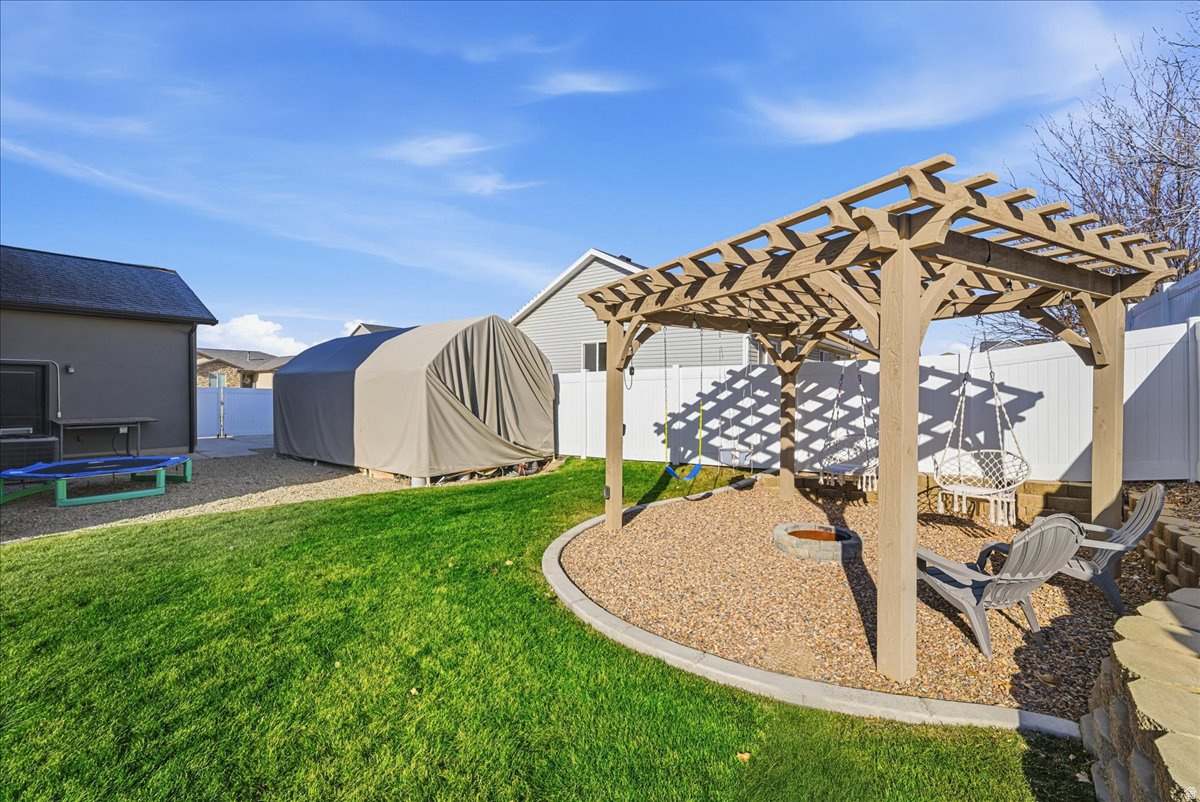 EAGLE POINT - Residential