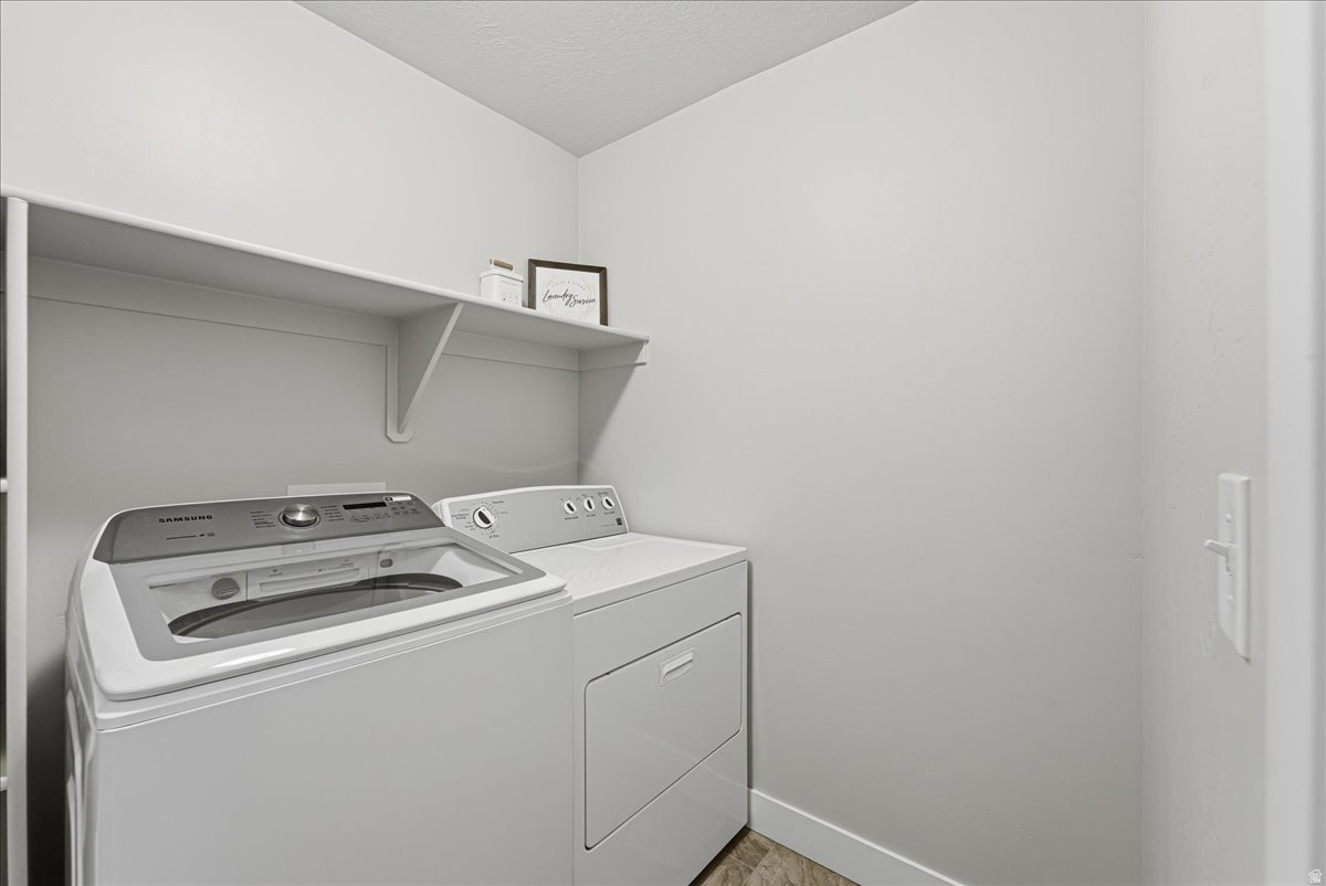 EAGLE POINT - Residential