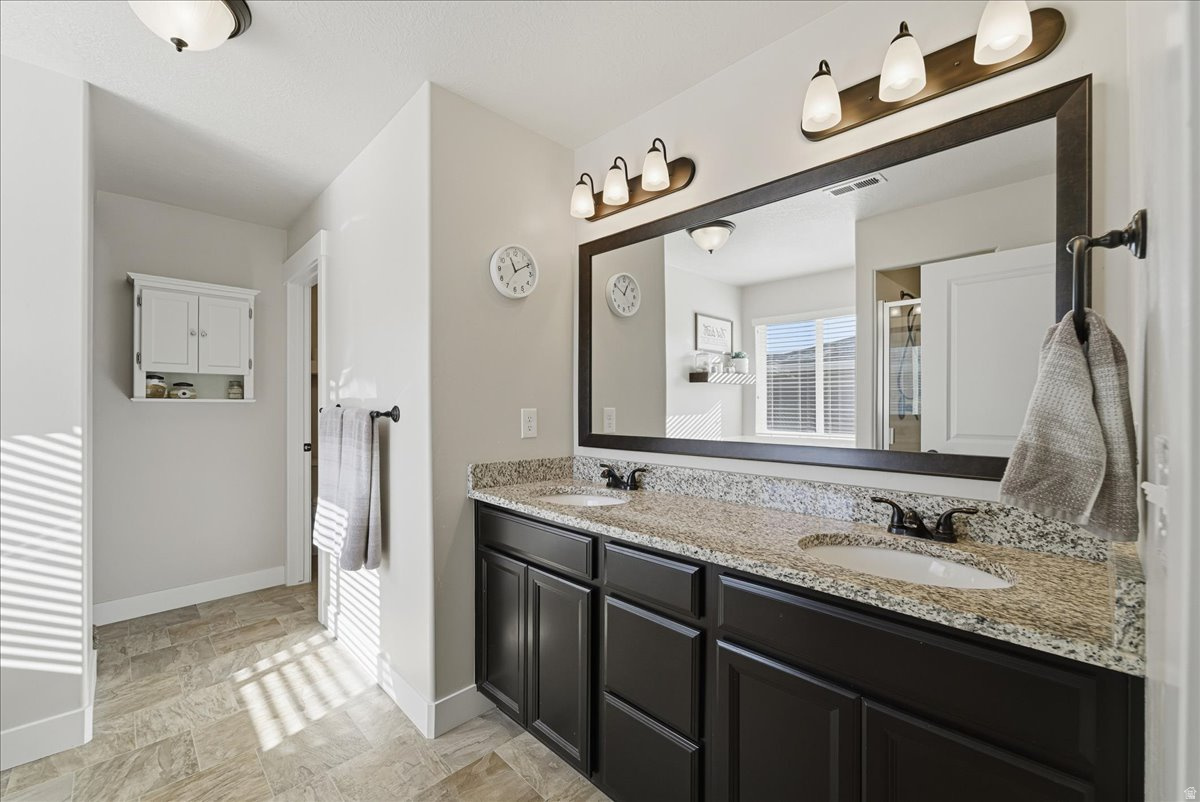 EAGLE POINT - Residential