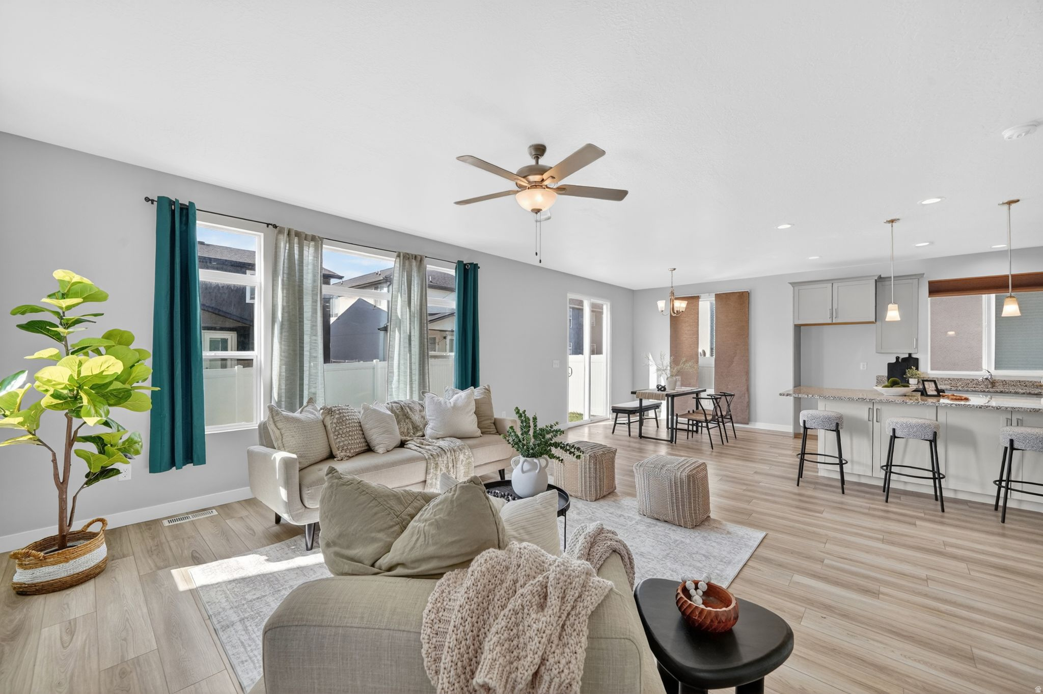 PORTERS CROSSING - Residential