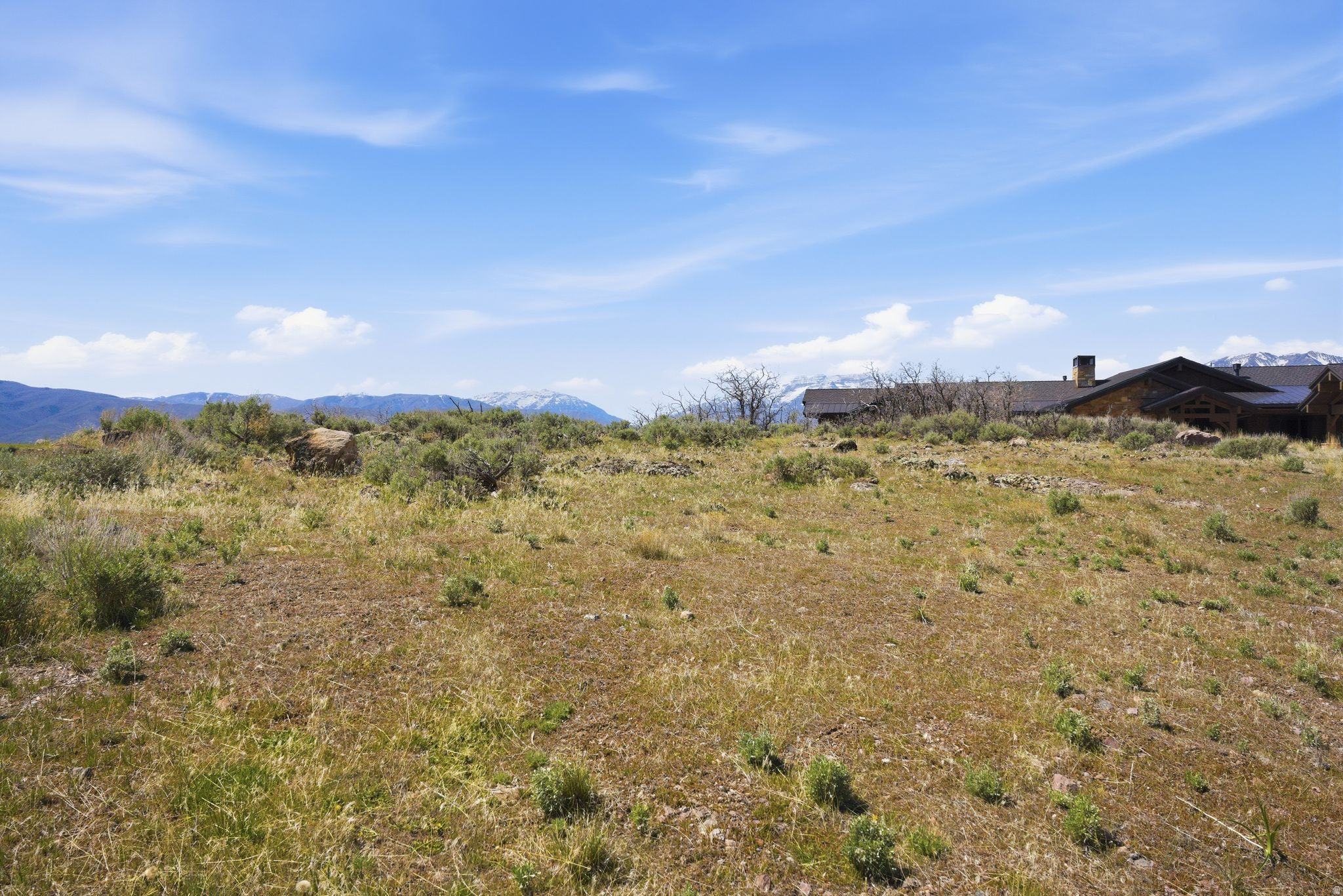 RED LEDGES - Land