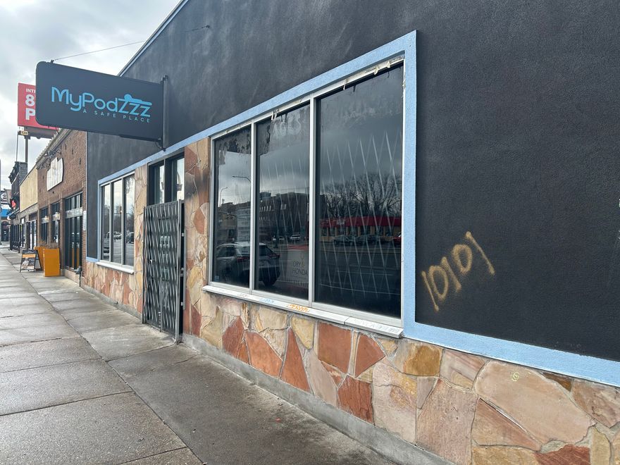 State street frontage, high traffics, back side and street side parkings. Vacant building, Contact agent for more details.