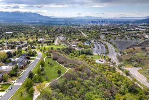 Tiny photo for 3075 E KENNEDY DR #210, Salt Lake City, UT 84108 (MLS # 2155544)