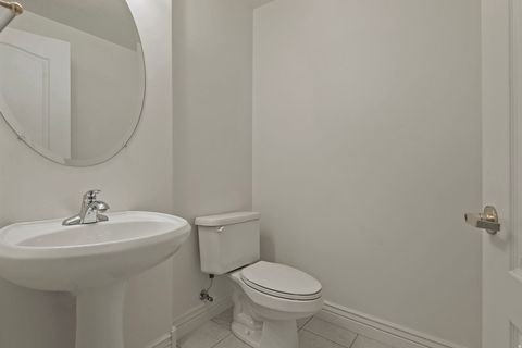 Tiny photo for 3075 E KENNEDY DR #210, Salt Lake City, UT 84108 (MLS # 2155544)