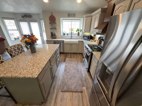 Tiny photo for 5698 S 1150 E, South Ogden, UT 84405 (MLS # 2121921)