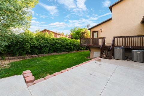Tiny photo for 1647 W 1410 N, Farmington, UT 84025 (MLS # 2178522)
