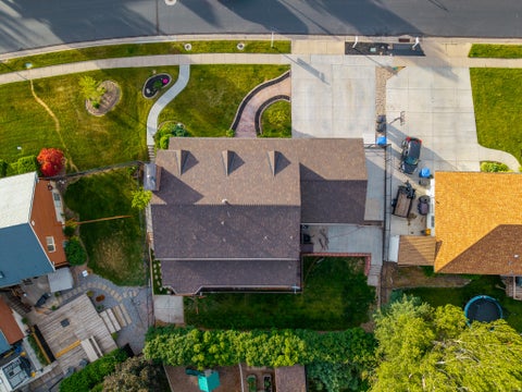 Tiny photo for 1647 W 1410 N, Farmington, UT 84025 (MLS # 2178522)