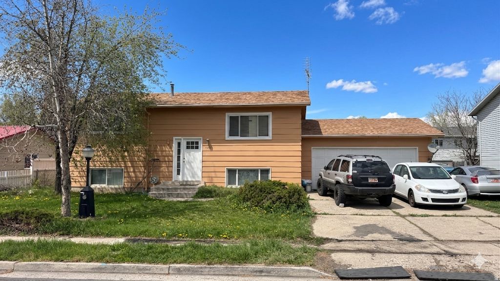 Photo of 959 THREE POINT AVE, Logan, UT 84321 (MLS # 2147157)