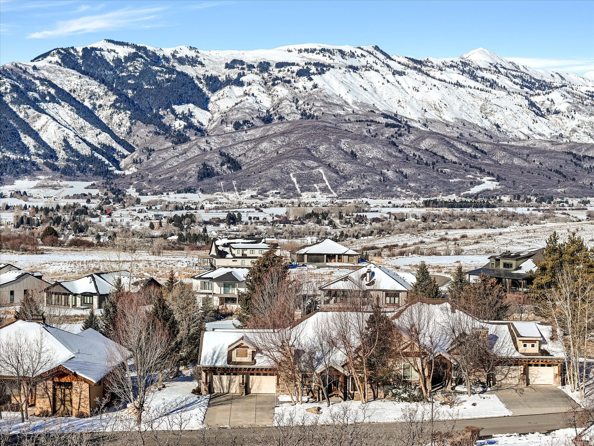 THE FAIRWAYS - Residential Income