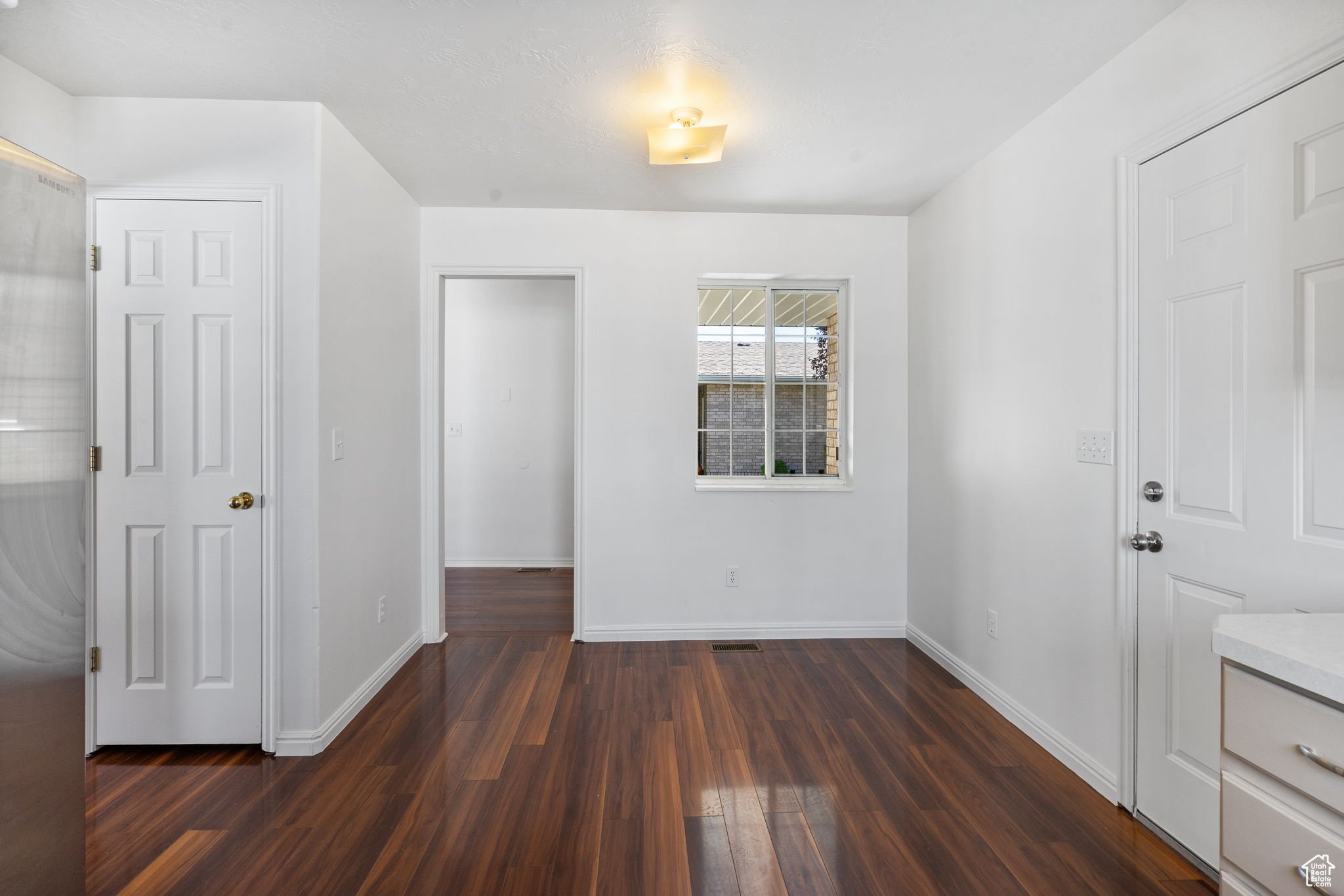 PHASE VI EASTVIEW CONDO - Residential Income