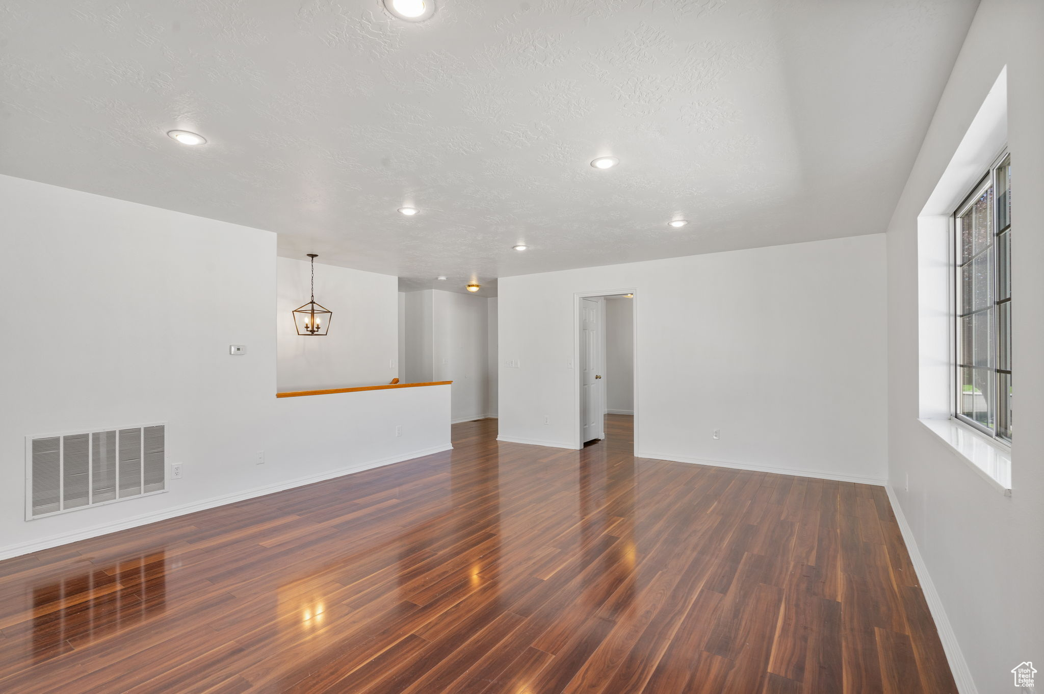 PHASE VI EASTVIEW CONDO - Residential Income