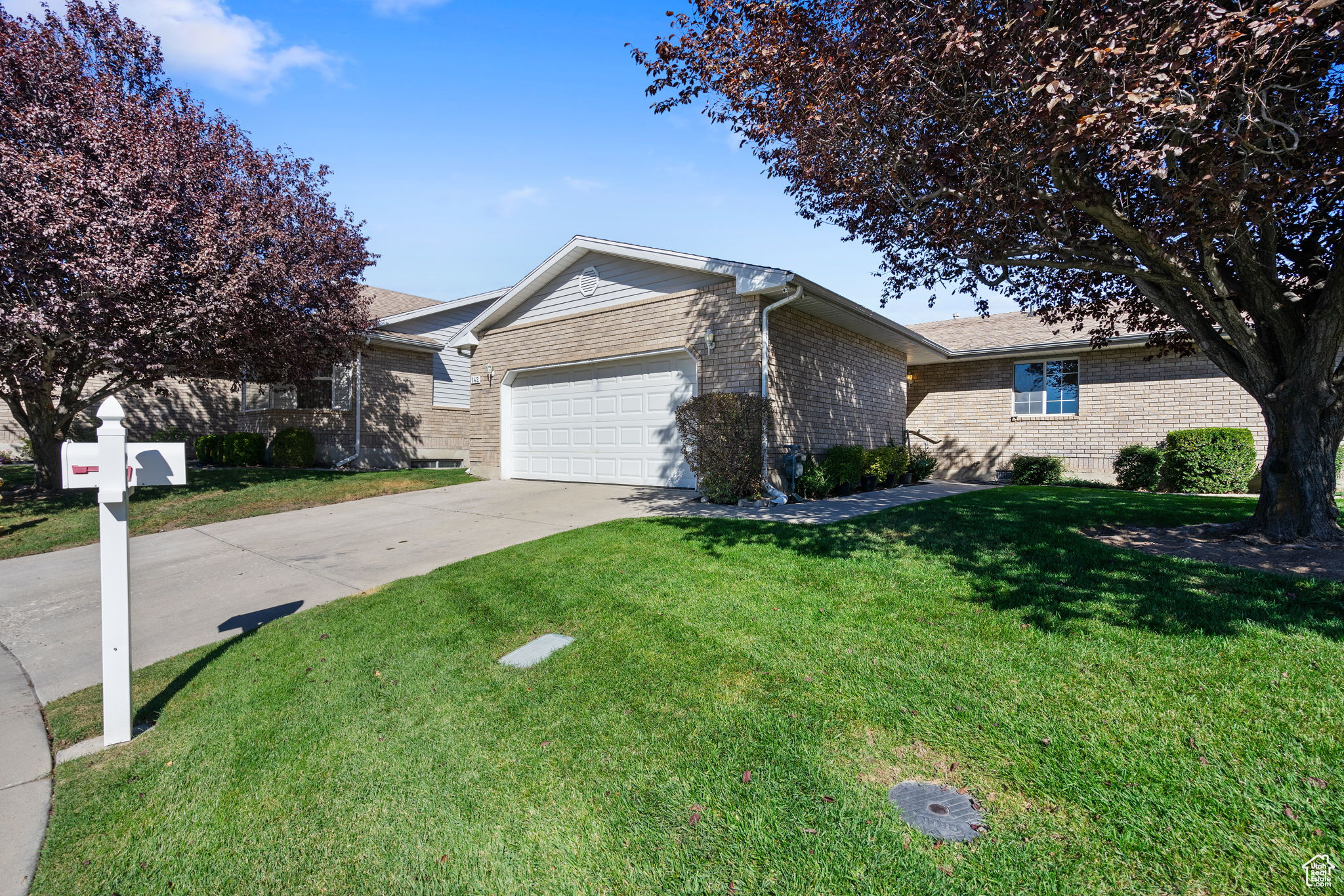PHASE VI EASTVIEW CONDO - Residential Income