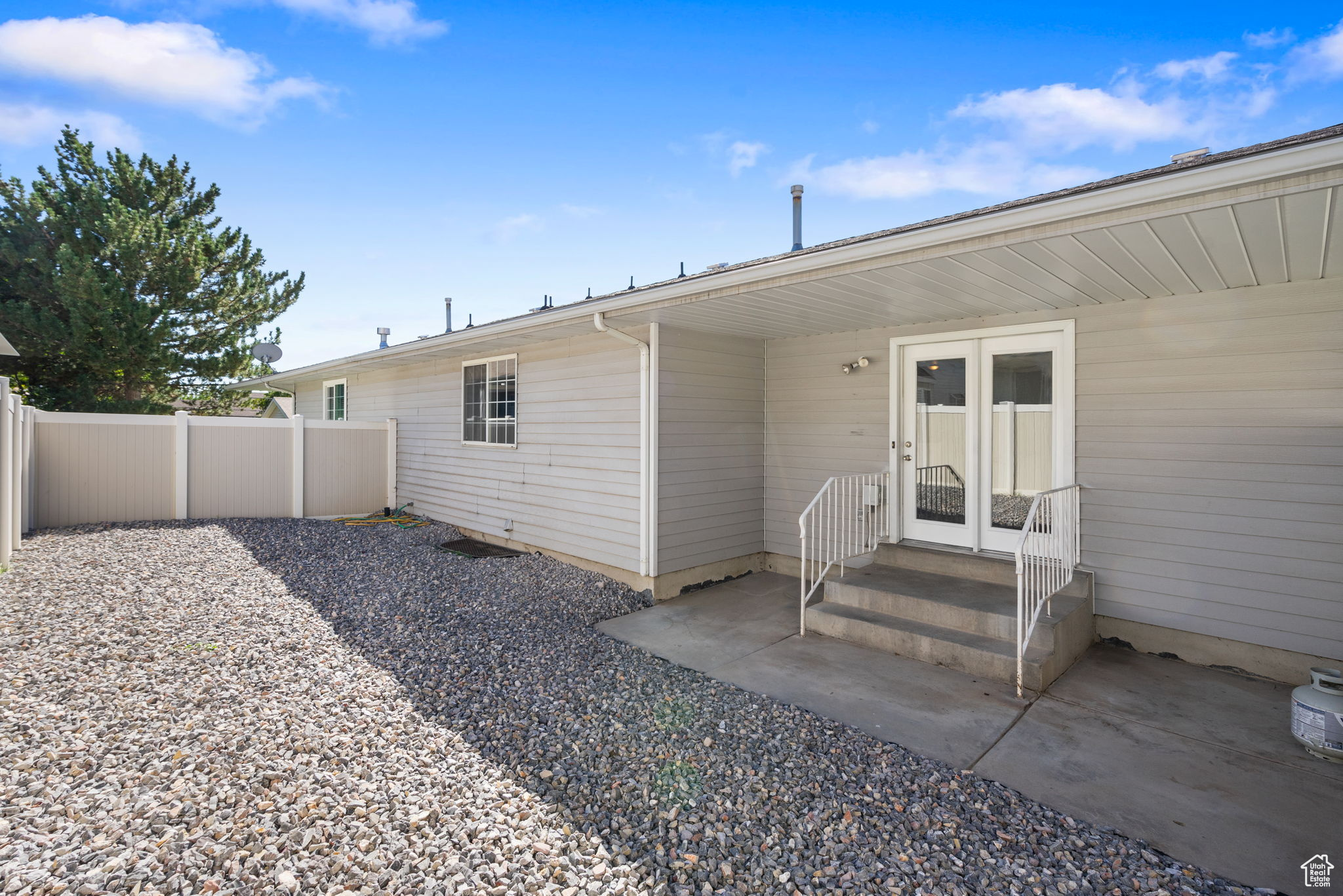PHASE VI EASTVIEW CONDO - Residential Income