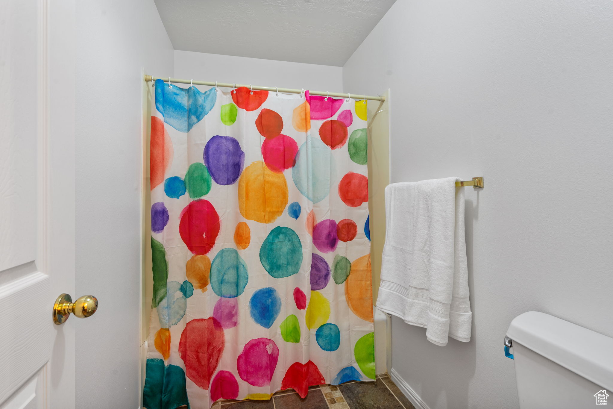 PHASE VI EASTVIEW CONDO - Residential Income
