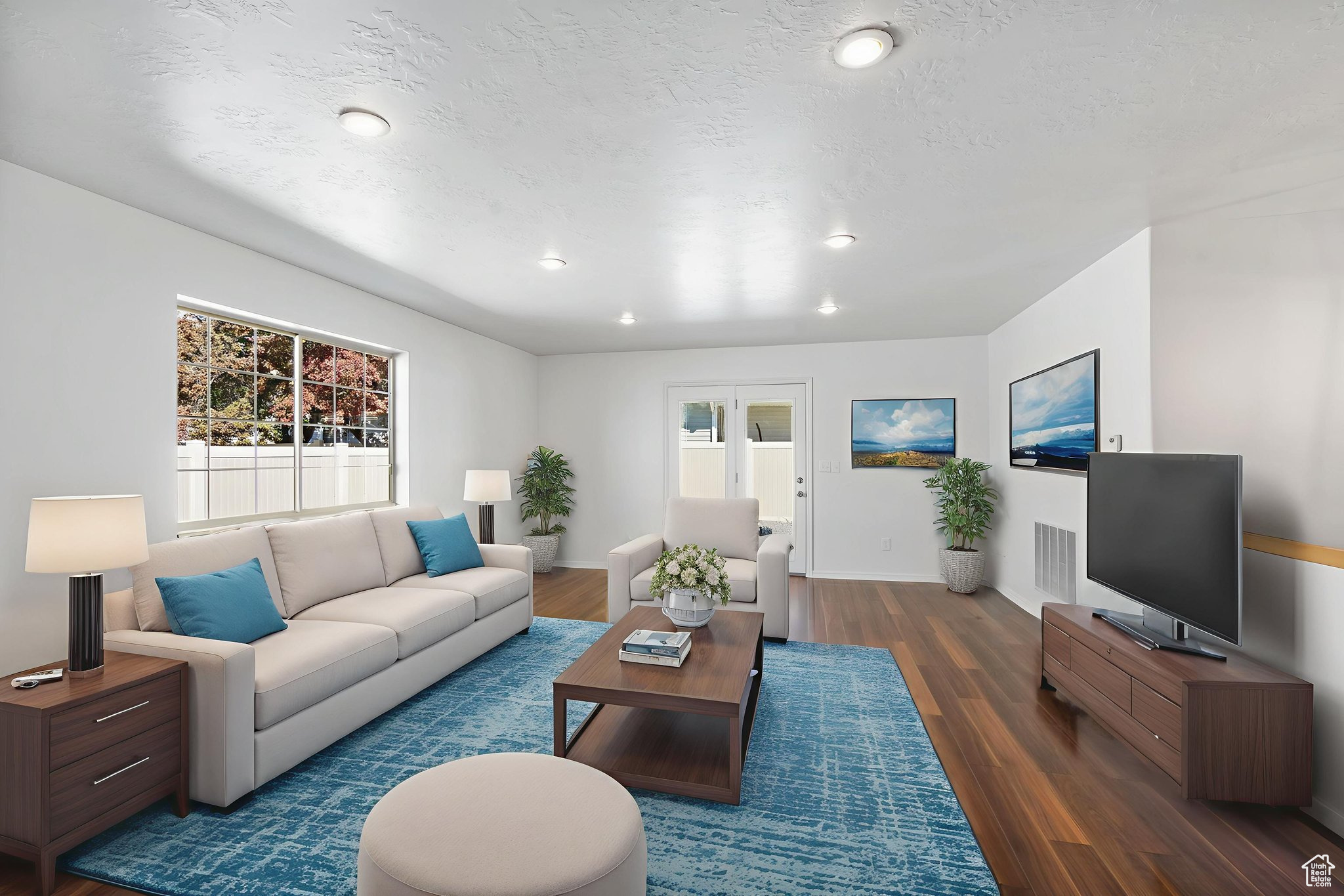 PHASE VI EASTVIEW CONDO - Residential Income